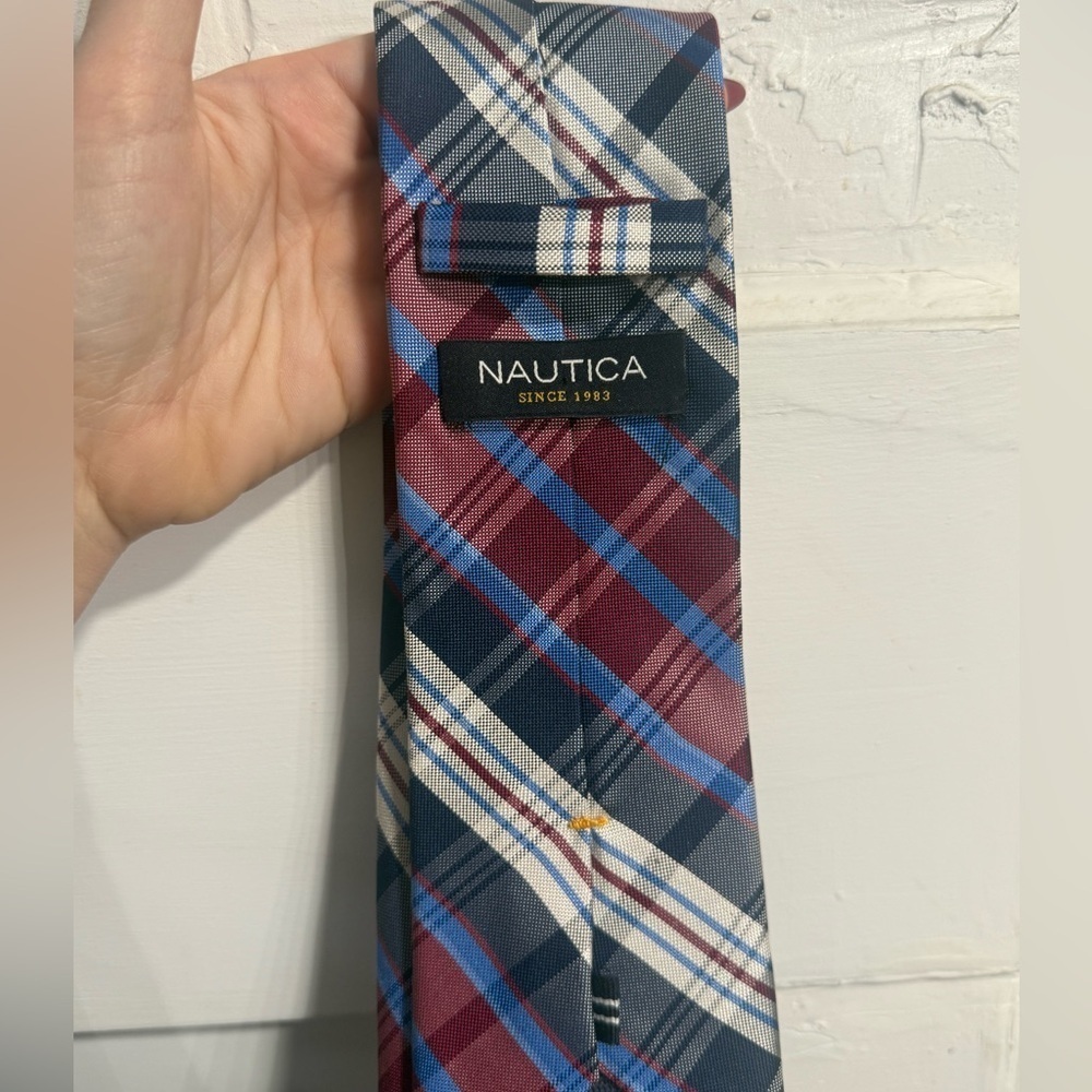 Nautica Silk Plaid Tie Navy Burgundy Blue Preppy Classic Menswear